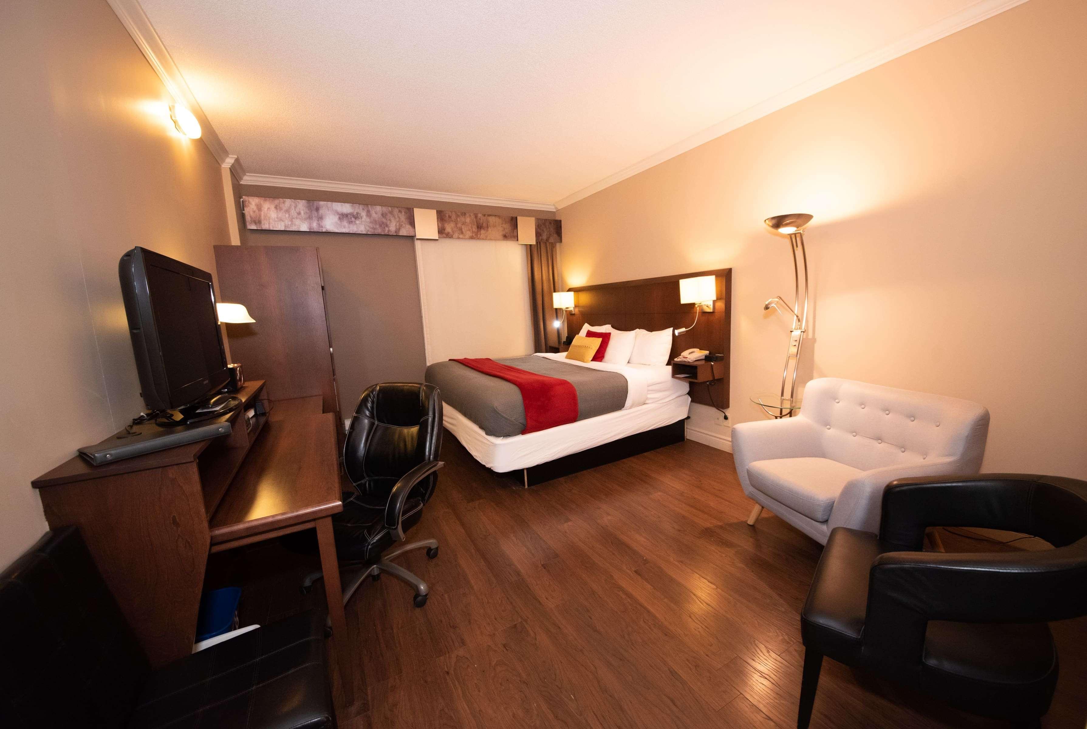 Days Inn By Wyndham Berthierville Esterno foto