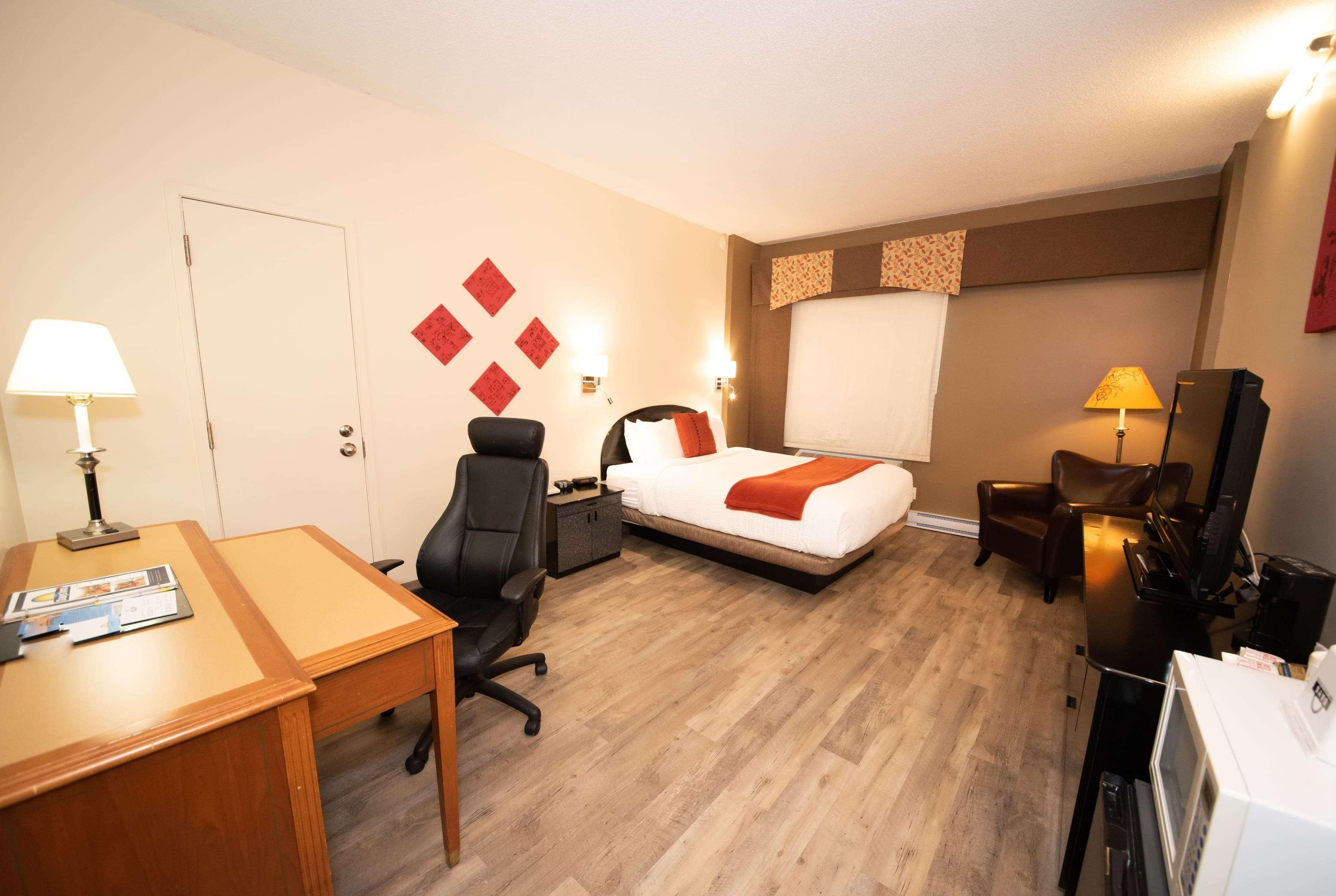 Days Inn By Wyndham Berthierville Esterno foto